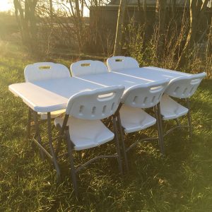 Borde og stole til festen, udlejning på Sjælland